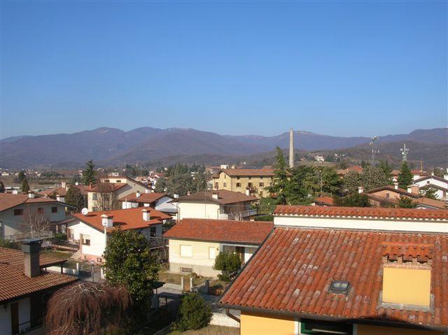 Al Gallo Cividale- Mansarda O Piano Terra Cividale Del Friuli Room photo